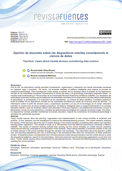 Opinión de docentes sobre los dispositivos móviles considerando la ciencia de datos