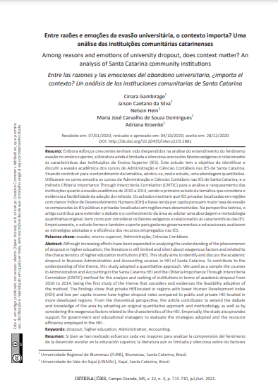 Entre razões e emoções da evasão universitária, o contexto importa? Uma análise das instituições comunitárias catarinenses