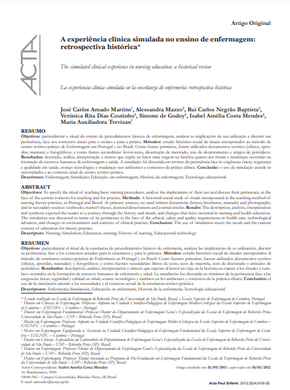 A experiência clínica simulada no ensino de enfermagem: retrospectiva histórica