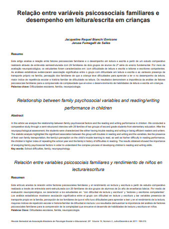 Relação entre variáveis psicossociais familiares e desempenho em leitura/escrita em crianças